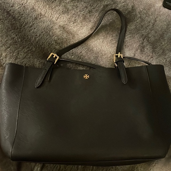 Tory Burch Handbags - Tory Burch Black Shoulder Bag